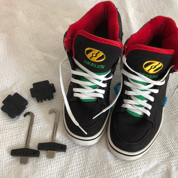Heelys Other - Heelys youth size 4 high top skate shoes
